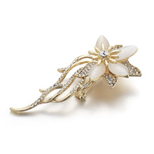 Load image into Gallery viewer, Crystal Flower Brooch