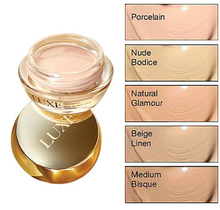 Load image into Gallery viewer, Avon Luxe Velvet Matte Creme Foundation
